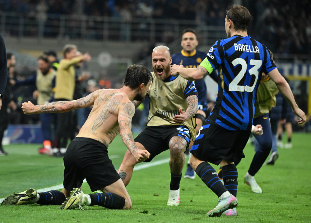 边后卫套上 边后卫套上