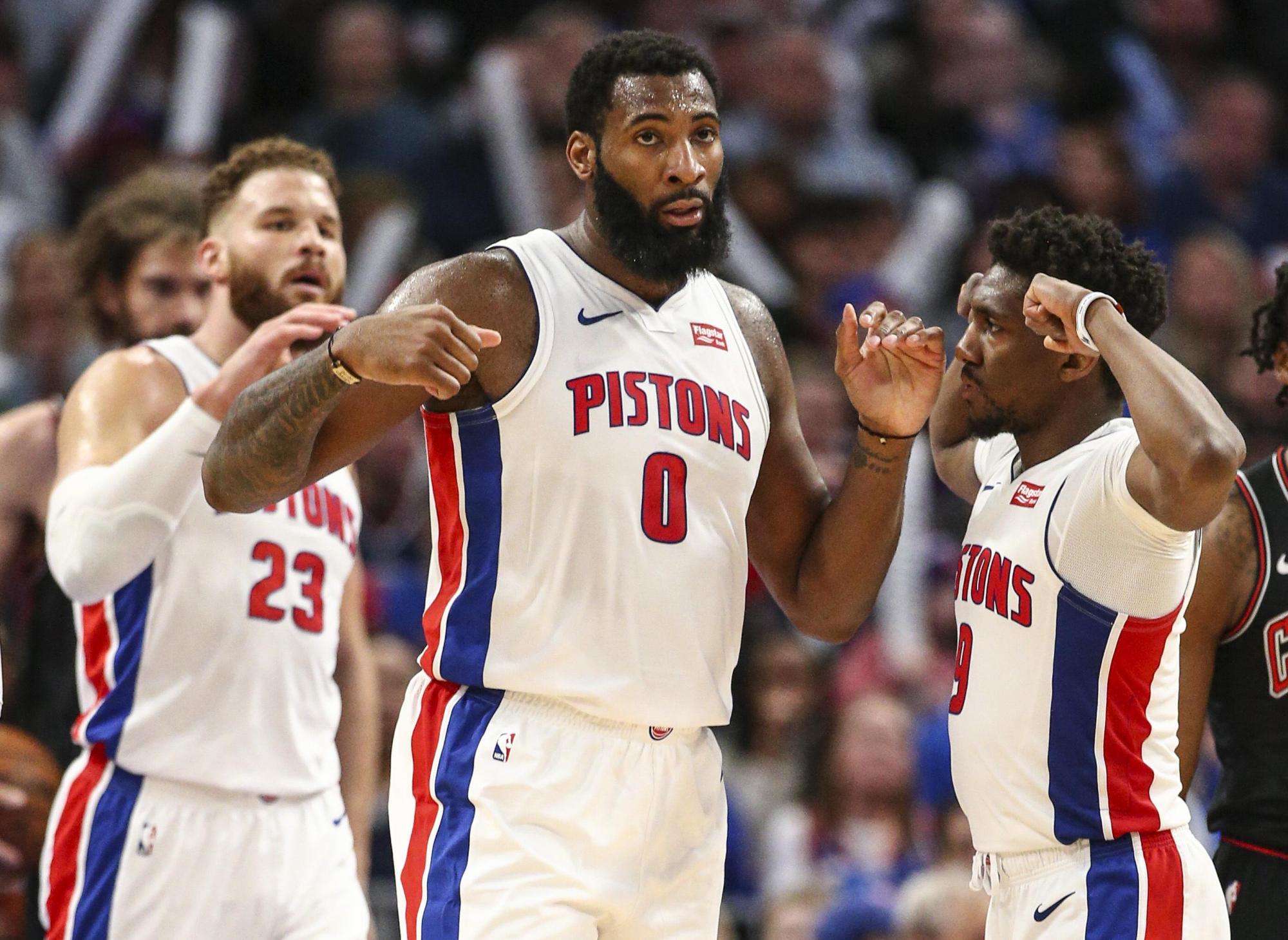 但当目光聚 但当目光聚